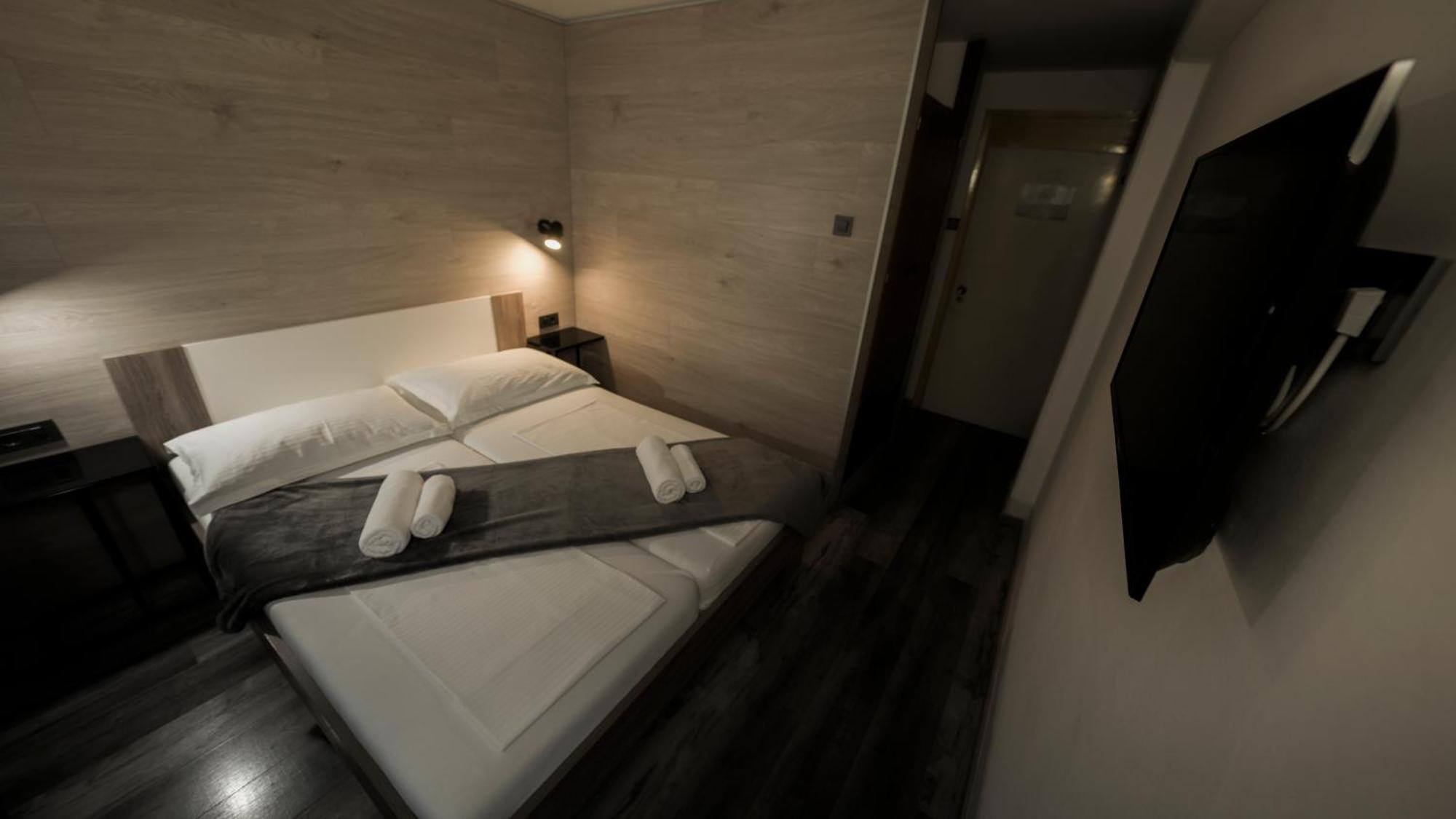 Hotel Matija Gubec Stubicke Toplice Bagian luar foto