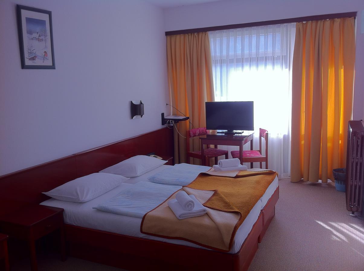 Hotel Matija Gubec Stubicke Toplice Bagian luar foto