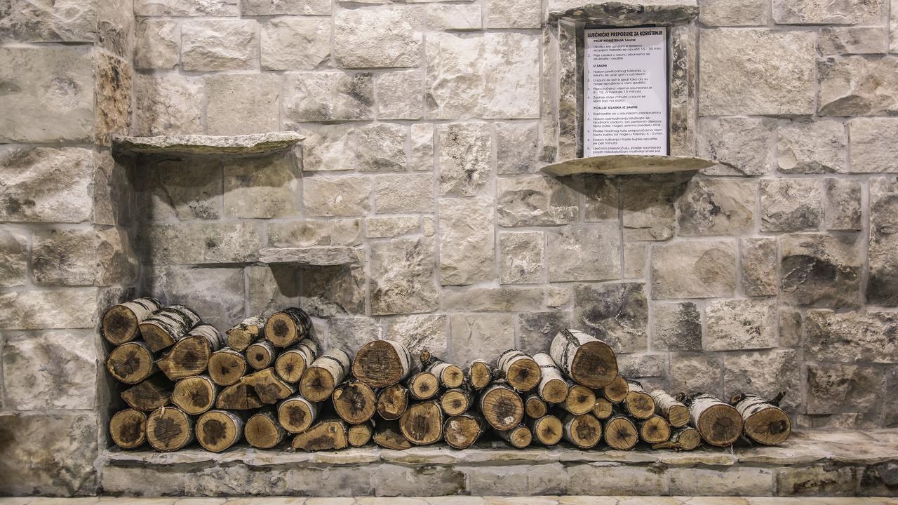 Hotel Matija Gubec Stubicke Toplice Bagian luar foto